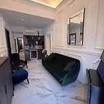 Konukevi Ricci Palace Katanya