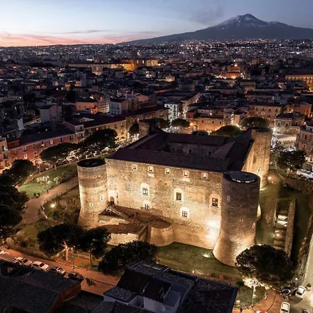 Ricci Palace Pensión Catania
