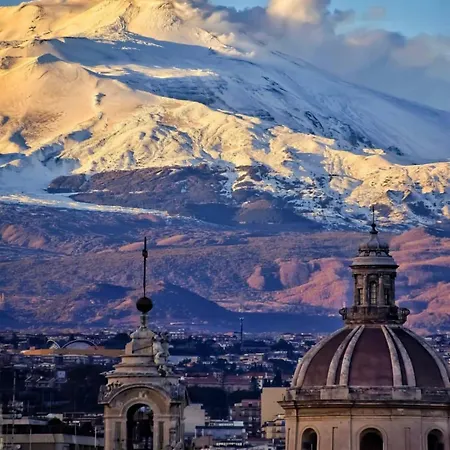 Ricci Palace Pensión Catania
